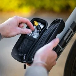 Lezyne Boîte à Outils Flow Caddy Pro 9 Lezyne Boîte à Outils Flow Caddy Pro -Magasin de nettoyants Ballistol 200114 FlowToolCaddyPro TCD09622 Edit 1500 1800x1800