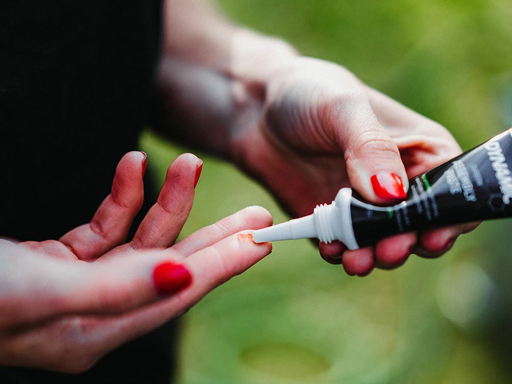 Dynamic Pâte De Montage Pour Carbone 20g 3 Dynamic Pâte De Montage Pour Carbone 20g – Image 3