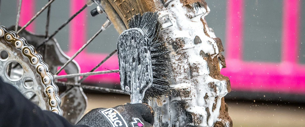 Muc-Off Brosse Tyre & Cassette 2 Muc-Off Brosse Tyre & Cassette – Image 2