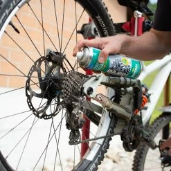 Motorex BIKE CLEANING KIT Kit D'entretien 8 Motorex BIKE CLEANING KIT Kit D'entretien -Magasin de nettoyants Ballistol Motorex Bike Cleaning Kit 305071 b