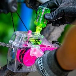 Muc-Off X-3 Dirty Chain Machine Nettoyeur De Chaîne -Magasin de nettoyants Ballistol Muc Off X 3 Dirty Chain Machine 277 X3 3